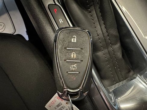 Used 2019 Chevrolet Malibu LS image 17