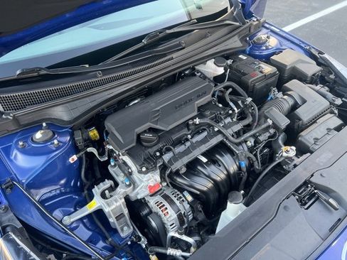 Used 2023 Hyundai Elantra SEL image 33