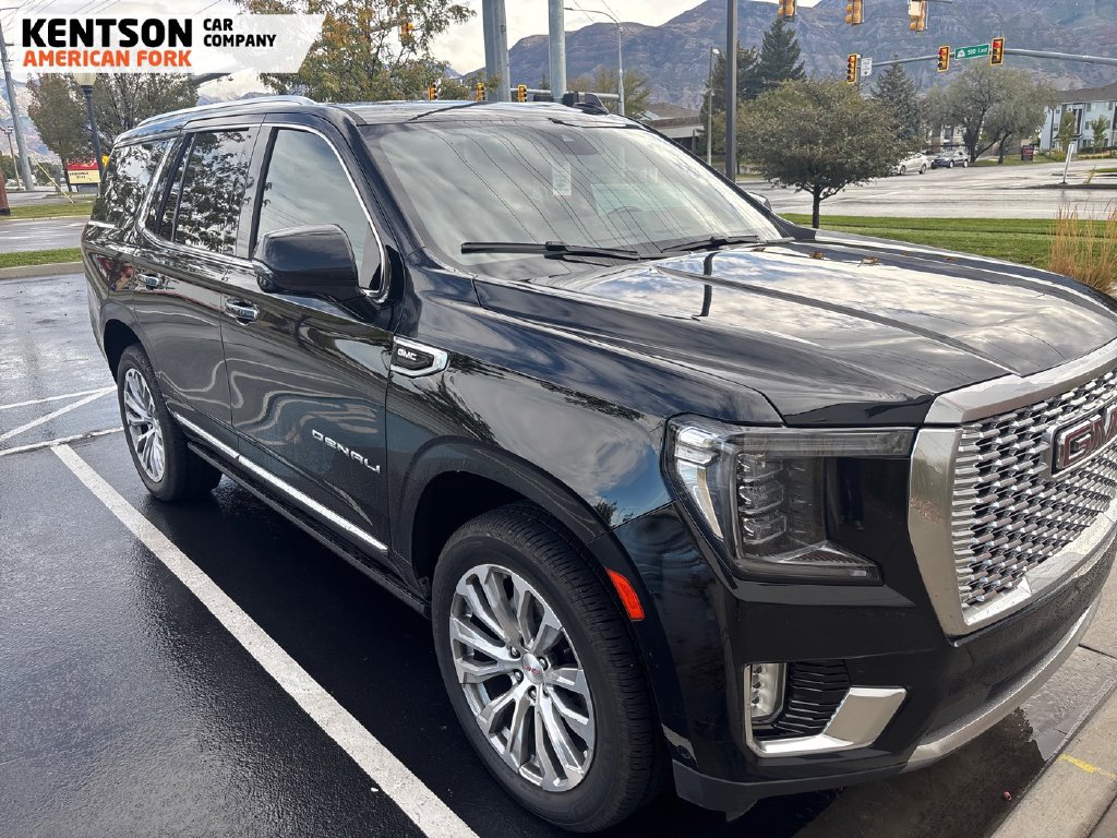 Used 2023 GMC Yukon Denali w/ Denali Reserve Package AWD/4WD image 2