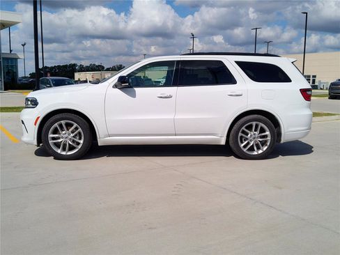 Used 2024 Dodge Durango GT image 3