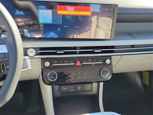 New 2026 Hyundai Tucson Blue SE image 14