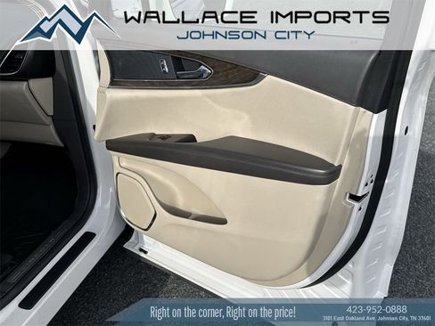 Used 2017 Lincoln MKX Select w/ Select Plus Package image 38