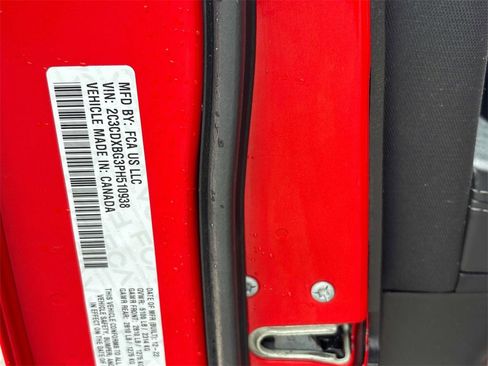 Used 2023 Dodge Charger SXT image 33