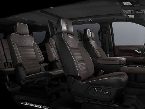 New 2026 GMC Yukon XL Denali Ultimate AWD/4WD image 8