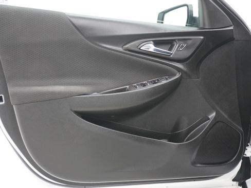Used 2021 Chevrolet Malibu RS FWD image 14
