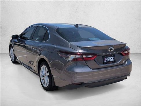 Used 2022 Toyota Camry LE FWD image 7