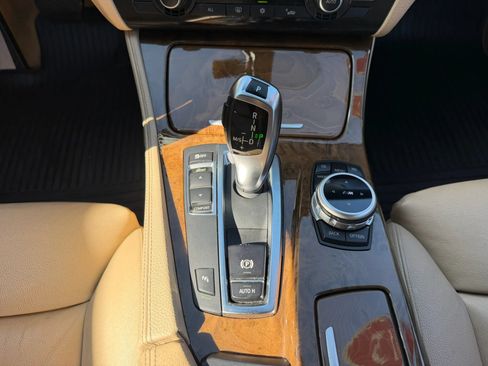 Used 2012 BMW 550i Sedan RWD image 16
