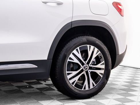 Certified 2025 Mercedes-Benz GLA 250 4MATIC image 28