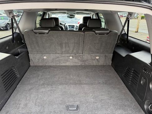 Used 2019 GMC Yukon XL SLT image 5