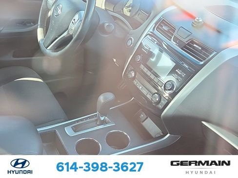 Used 2015 Nissan Altima 2.5 SV w/ Convenience Package FWD image 13