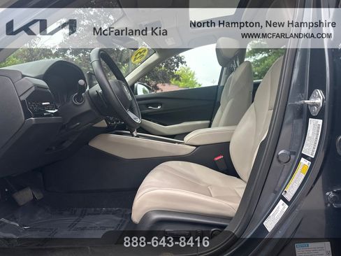 Used 2023 Honda Accord Touring image 9