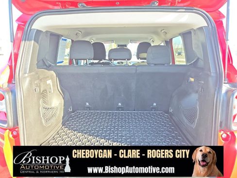 Used 2016 Jeep Renegade Latitude image 26