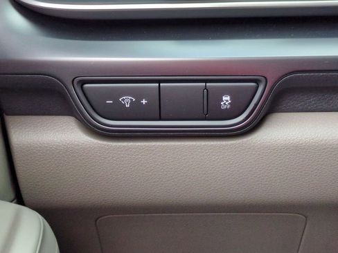 New 2026 Kia Carnival FWD image 18