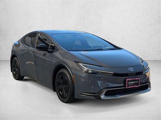 Used 2026 Toyota Prius Plug-In Hybrid video 3