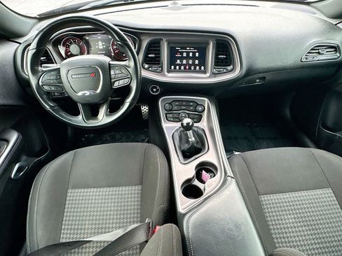 Used 2022 Dodge Challenger R/T image 26