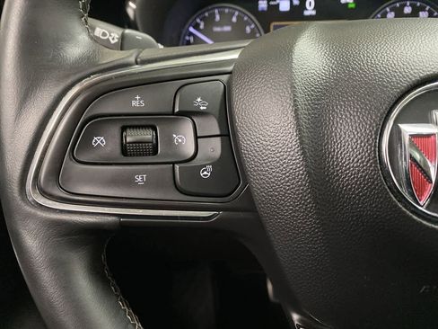 Used 2022 Buick Envision Essence w/ Technology Package I image 21