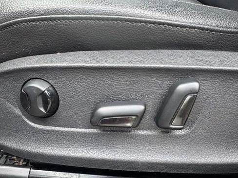 Used 2015 Volkswagen Passat TDI SE FWD image 20