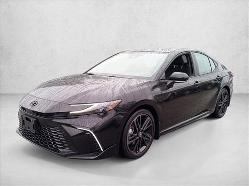 Used 2026 Toyota Camry XSE FWD image 1