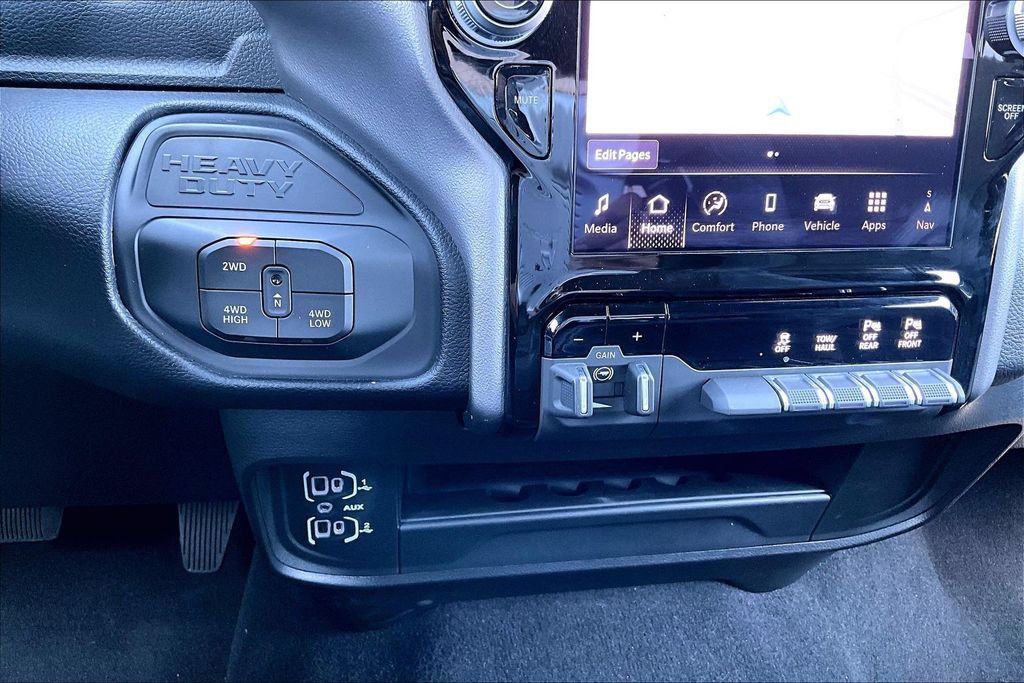 Certified 2026 RAM 2500 Big Horn AWD/4WD image 12
