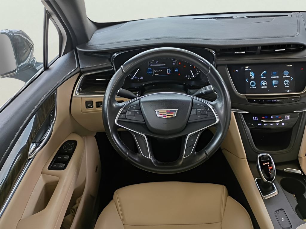 Used 2019 Cadillac XT5 FWD image 5