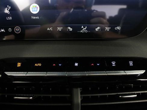 New 2026 Buick Enclave Sport Touring FWD image 8