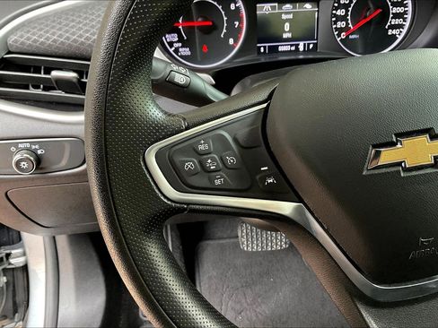 Used 2023 Chevrolet Malibu LT FWD image 11