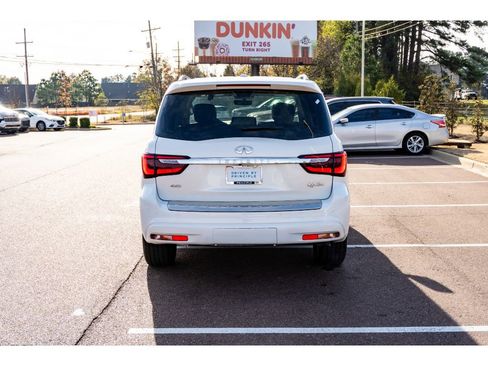 Used 2024 INFINITI QX80 Luxe image 6