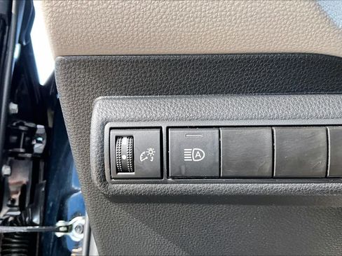 Used 2023 Toyota Corolla LE FWD image 33