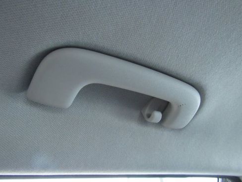 Used 2022 Kia Niro EX image 31