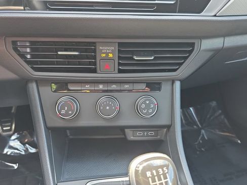Used 2023 Volkswagen Jetta Sport FWD image 17