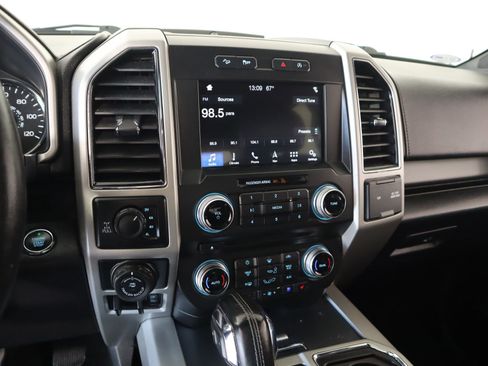 Used 2018 Ford F150 Lariat w/ Equipment Group 502A Luxury image 5