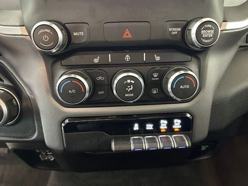 Used 2020 RAM 1500 Big Horn AWD/4WD image 21