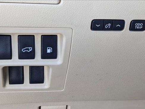 Used 2011 Lexus RX 350 AWD w/ Premium Pkg image 17