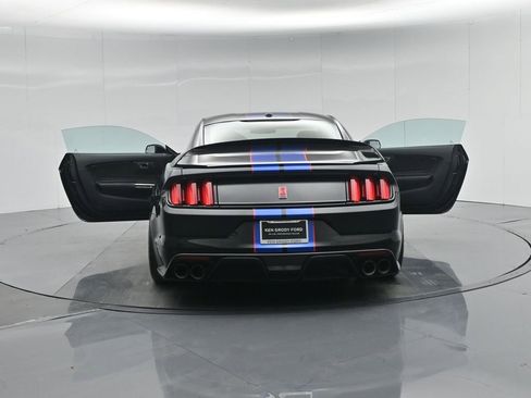 Certified 2017 Ford Mustang Shelby GT350R w/ GT350R Equipment Group 920A image 30