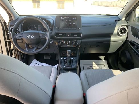 Used 2023 Hyundai Kona SEL AWD/4WD image 18