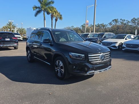 Certified 2026 Mercedes-Benz GLB 250 GLB 250 image 2