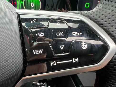 Used 2023 Volkswagen GTI Autobahn image 31