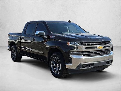 Used 2021 Chevrolet Silverado 1500 LT w/ All Star Edition Plus AWD/4WD image 3