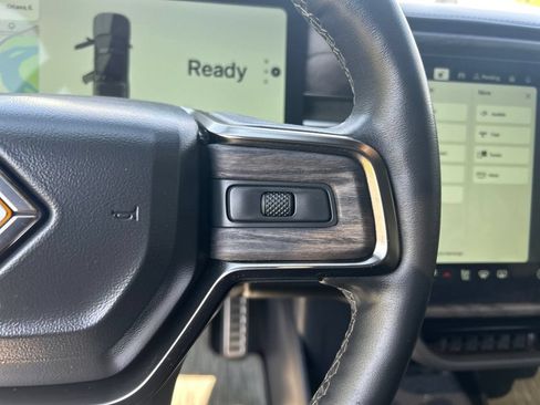 Used 2023 Rivian R1T Adventure AWD/4WD image 21