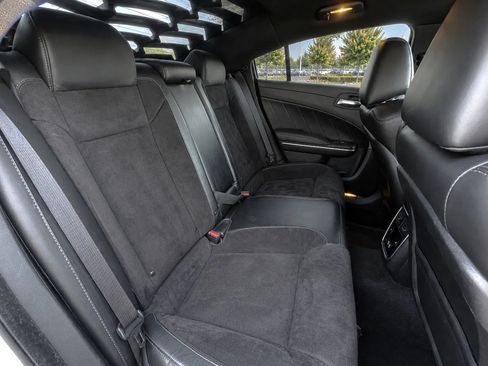 Used 2022 Dodge Charger Scat Pack RWD image 21