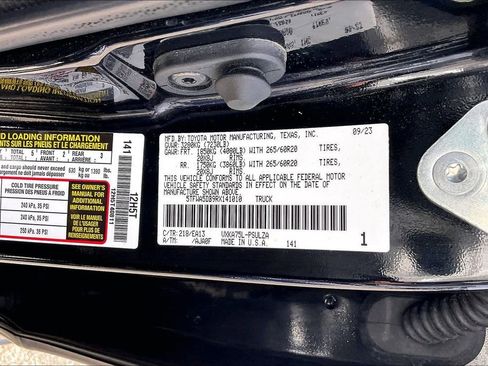 Used 2024 Toyota Tundra Limited AWD/4WD image 16