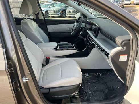 New 2026 Hyundai Tucson Blue SE AWD/4WD image 17