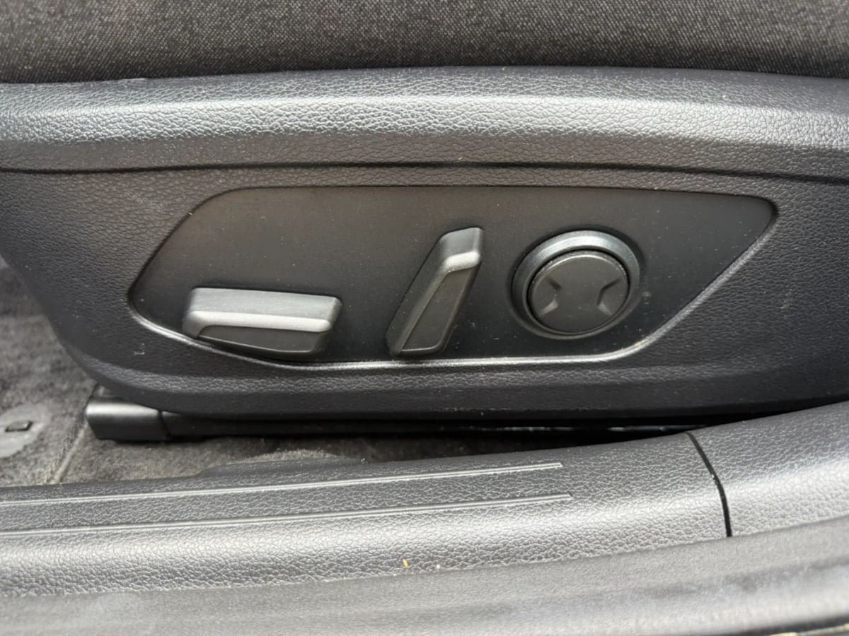 Used 2021 Hyundai Sonata SEL w/ Preferred Accessory Package FWD image 32