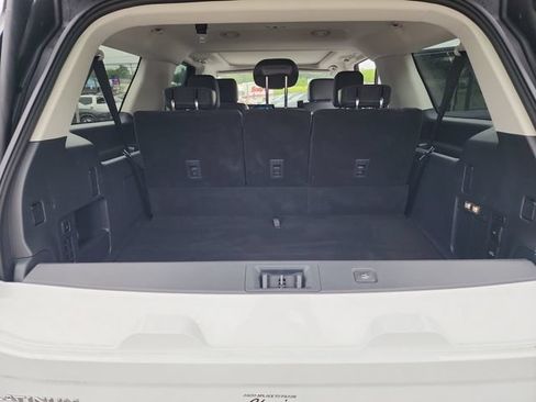 Used 2025 Ford Expedition Max Platinum AWD/4WD image 14