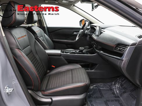 Used 2026 Nissan Rogue SV AWD/4WD image 21