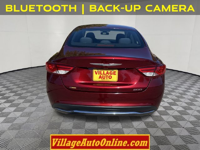 Used 2016 Chrysler 200 Limited FWD image 4