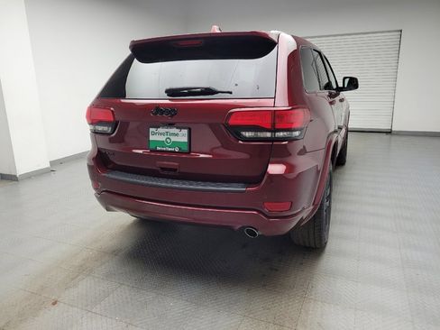Used 2019 Jeep Grand Cherokee Altitude image 7