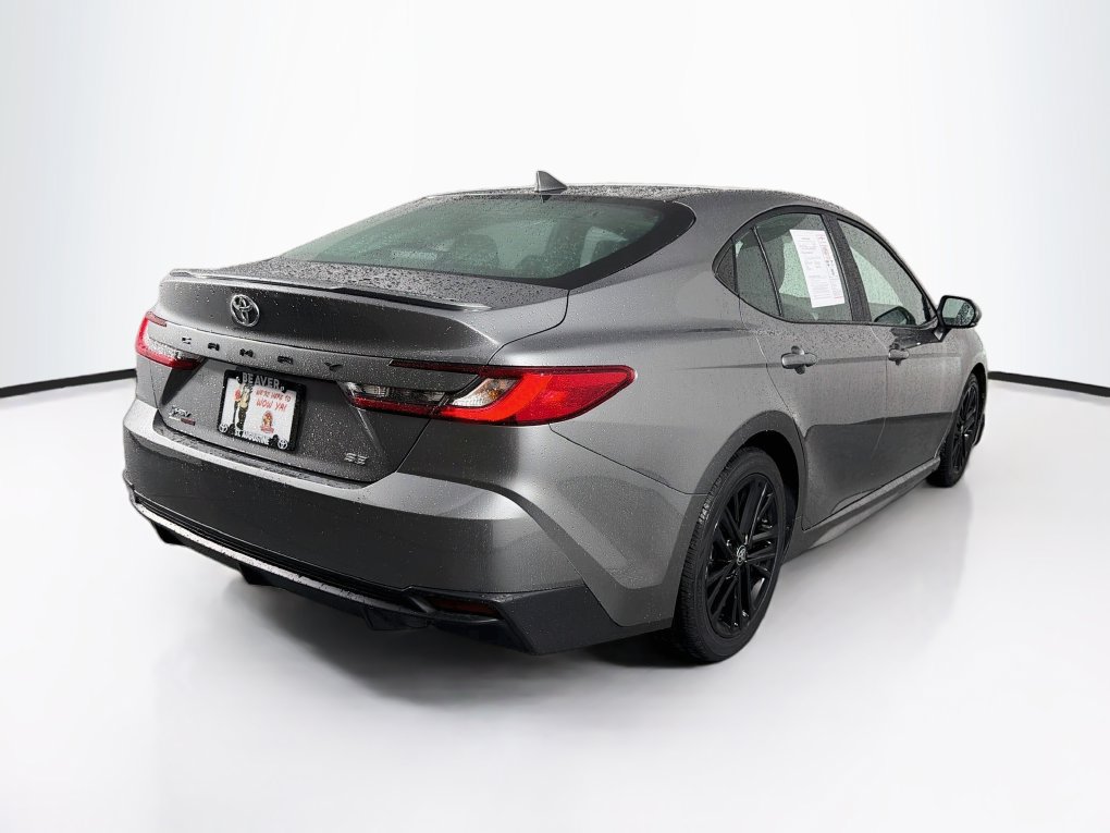 Used 2025 Toyota Camry SE FWD image 10