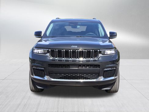 Used 2022 Jeep Grand Cherokee L Limited image 2