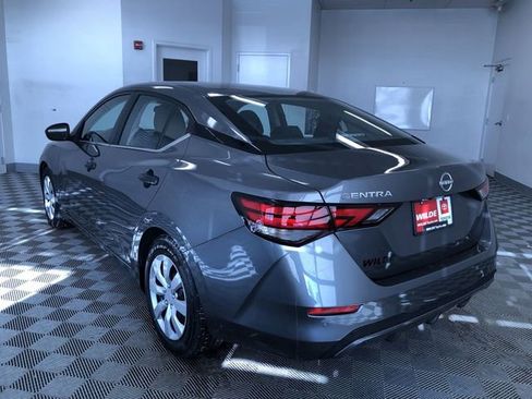 Used 2025 Nissan Sentra S image 13